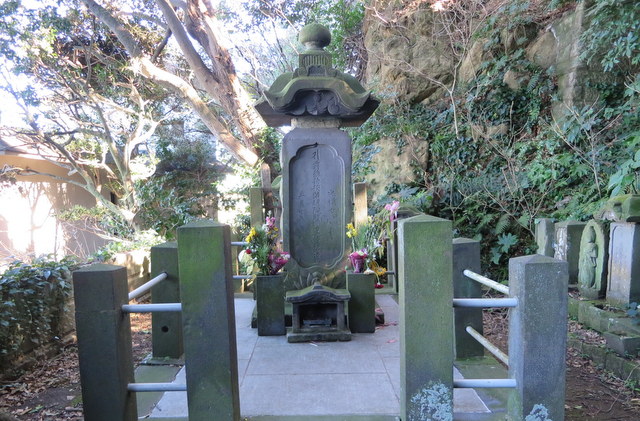 杉山検校の江の島のお墓